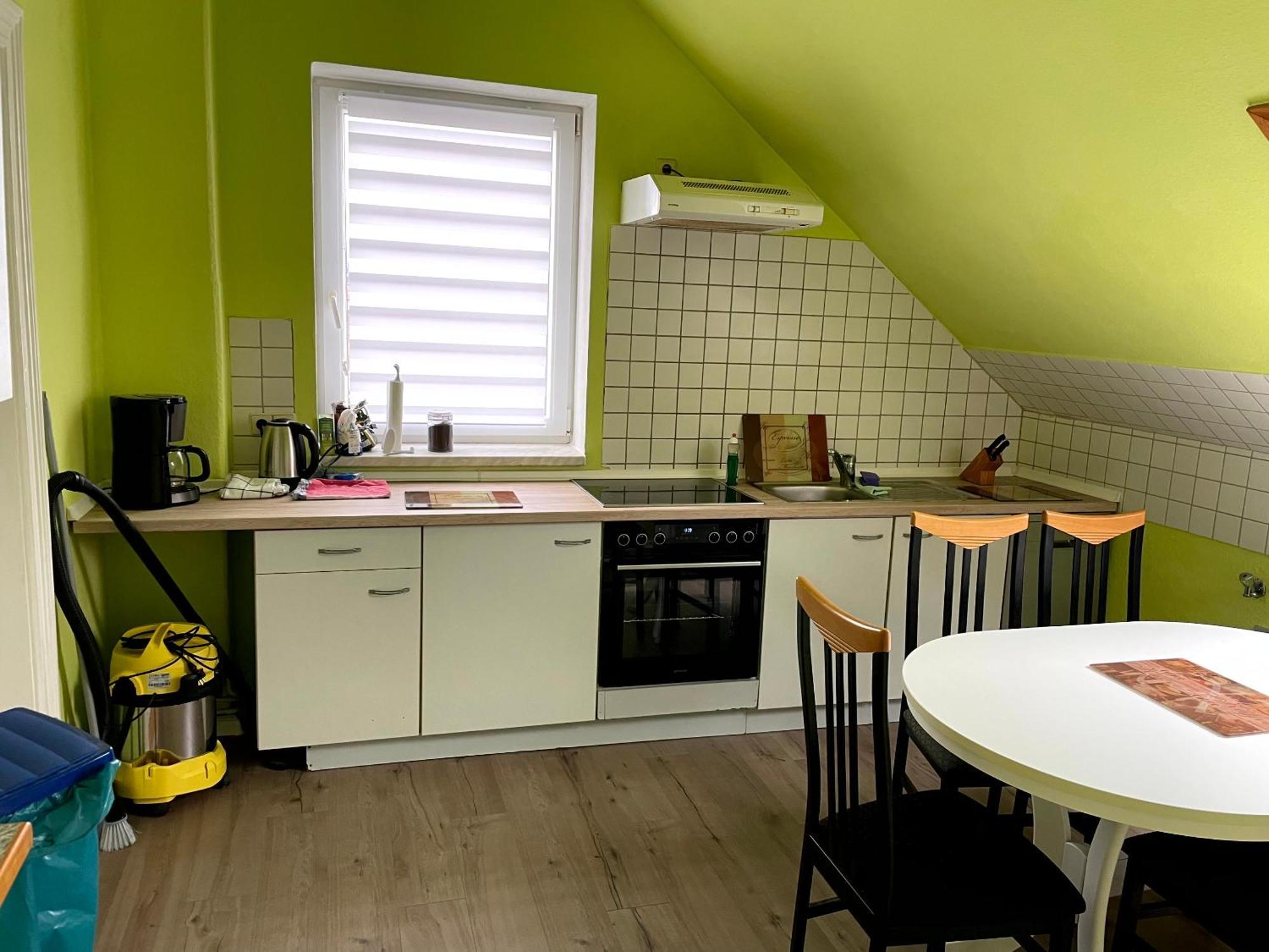 Modernes Apartment Mit 2 Schlafzimmern Und Privatparkplatz Nahe Innenstadt Neumuenster Ngoại thất bức ảnh